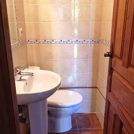 La Casa Roja Pechón