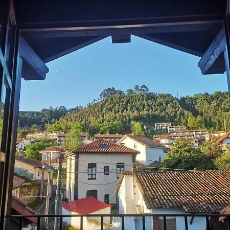 La Casa Roja Nyaraló